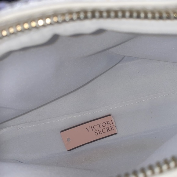 New Victoria secret sequined purse / pouch - Picture 4 of 4